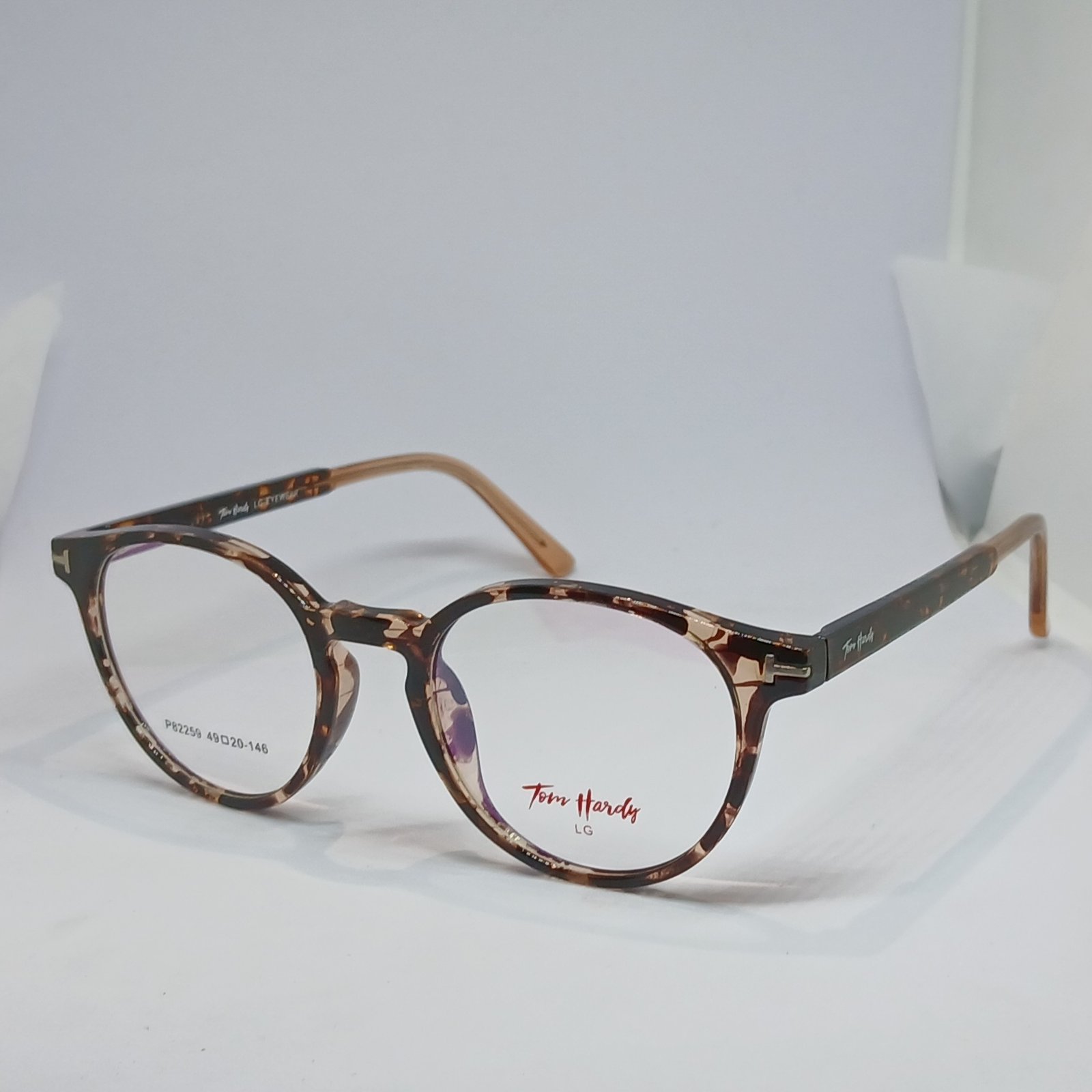 Curve Tiger Print Frame Unisex